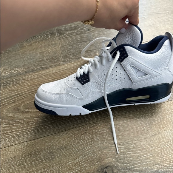 Jordan 4 Retro Colombia (2015) - Picture 7 of 9